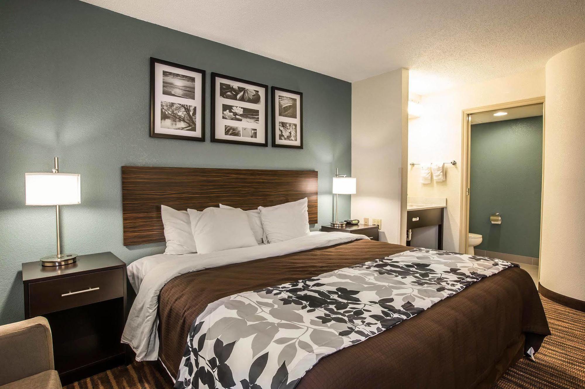 Sleep Inn Greensboro Airport Exterior foto